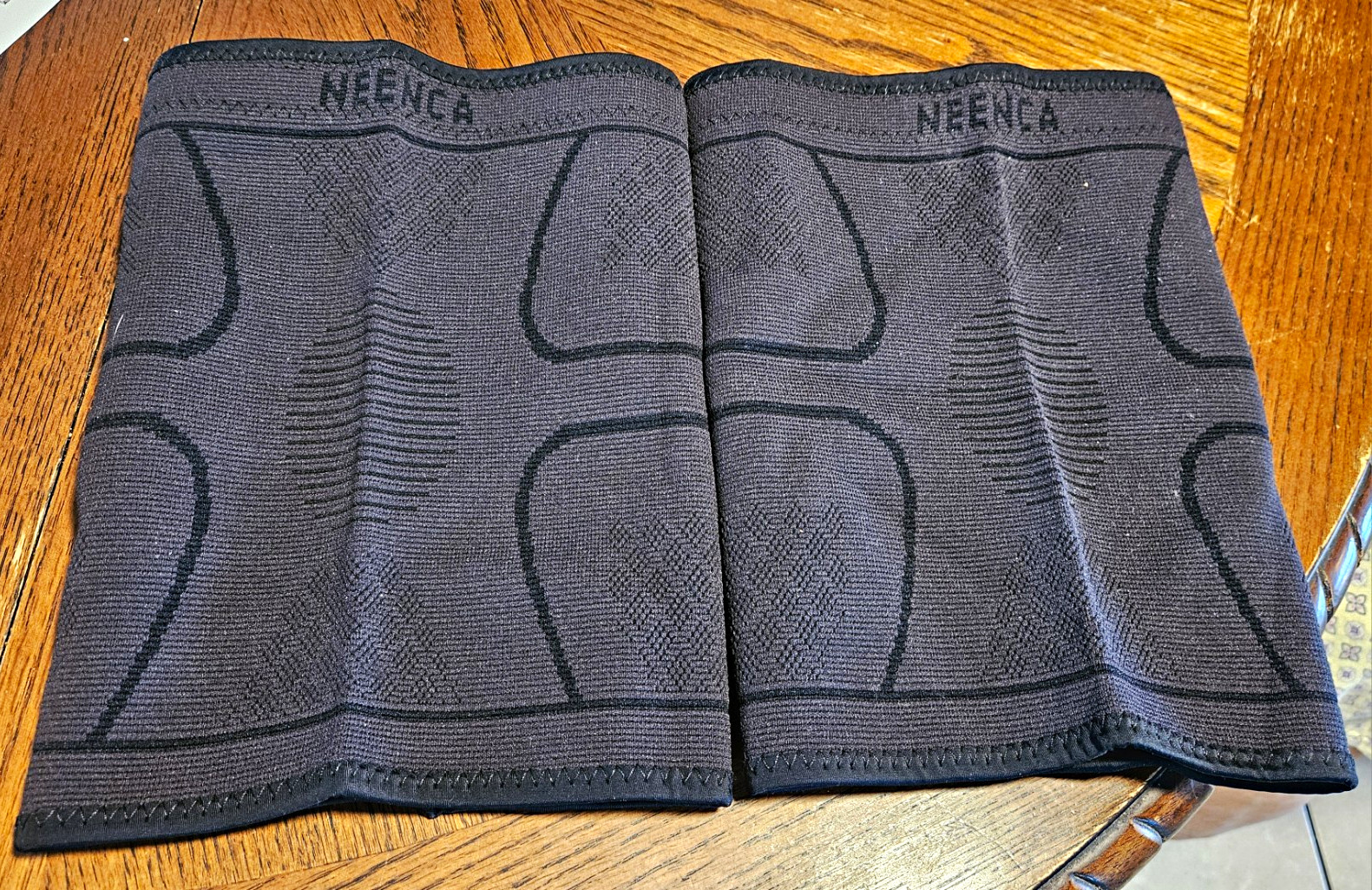 NEENCA Knee Compression Sleeve Brace Black L HX048 Unisex Support