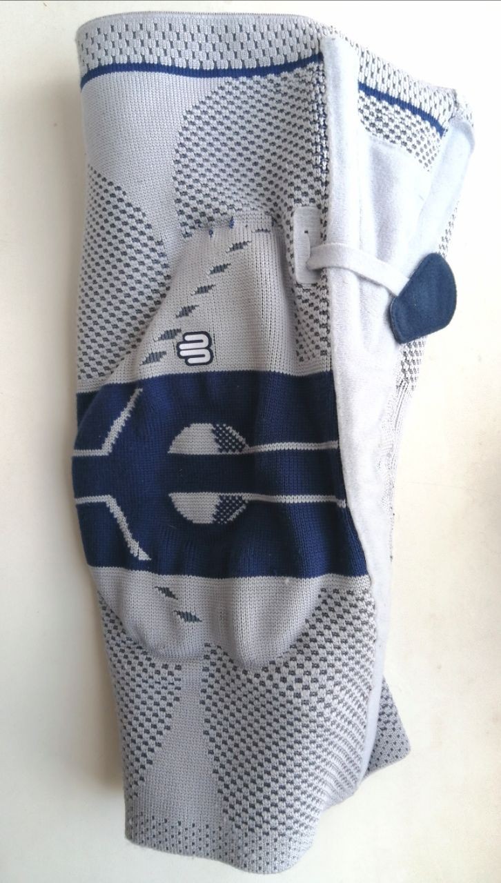 Bauerfeind Genutrain P3 Knee Brace Right Size 6 Knee Support Patella XXL