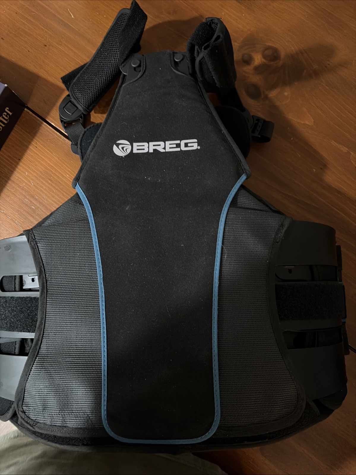 Breg Pinnacle Back Brace Spinal Brace Adjustable AW-1.03795 Rev A 1119