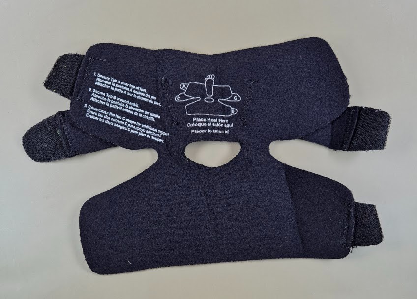 MUELLER ADJUSTABLE ANKLE STABILIZER B45477A – WOMEN 4-14 / MEN 3-13 – PRE-OWNED