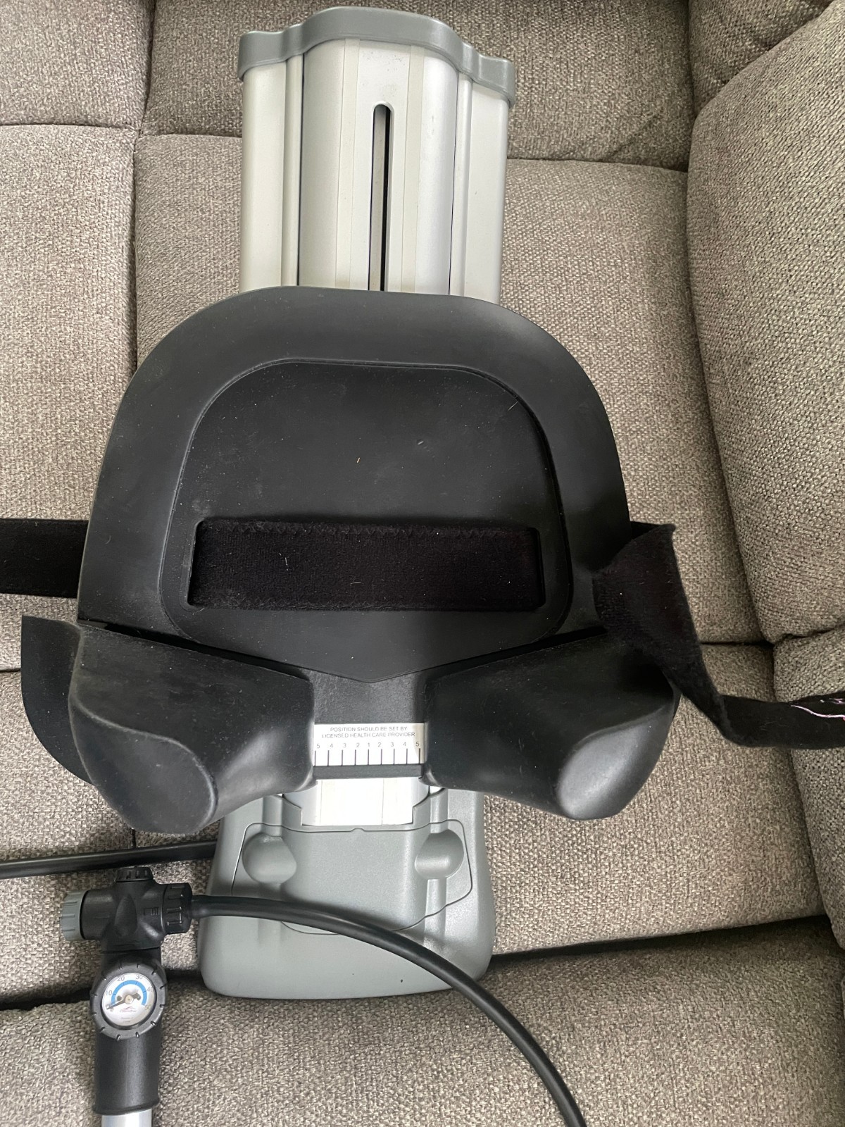 COMFORT TRACK, WCT89388, Pneumatic Neck Therapy, Clean & Excellent Condition