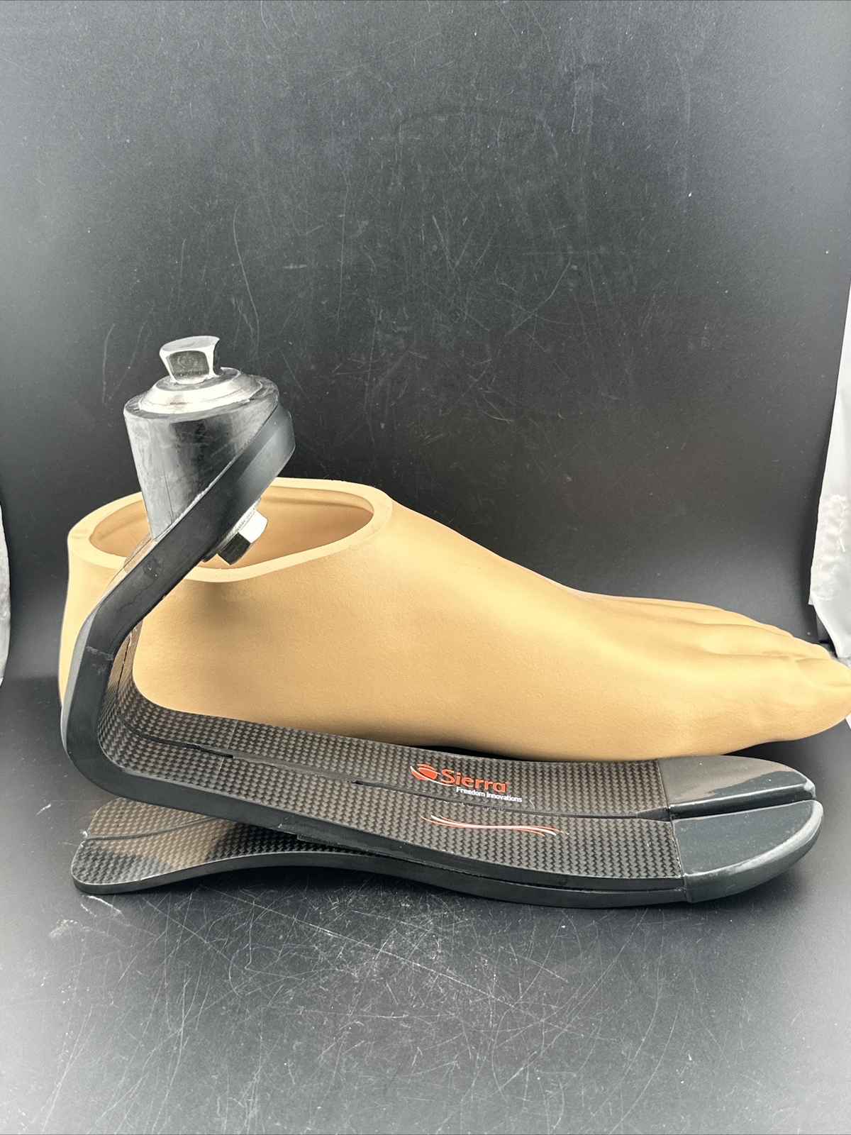 freedom sierra prosthetic foot. size 31. category 7. Left Prosthetic Foot