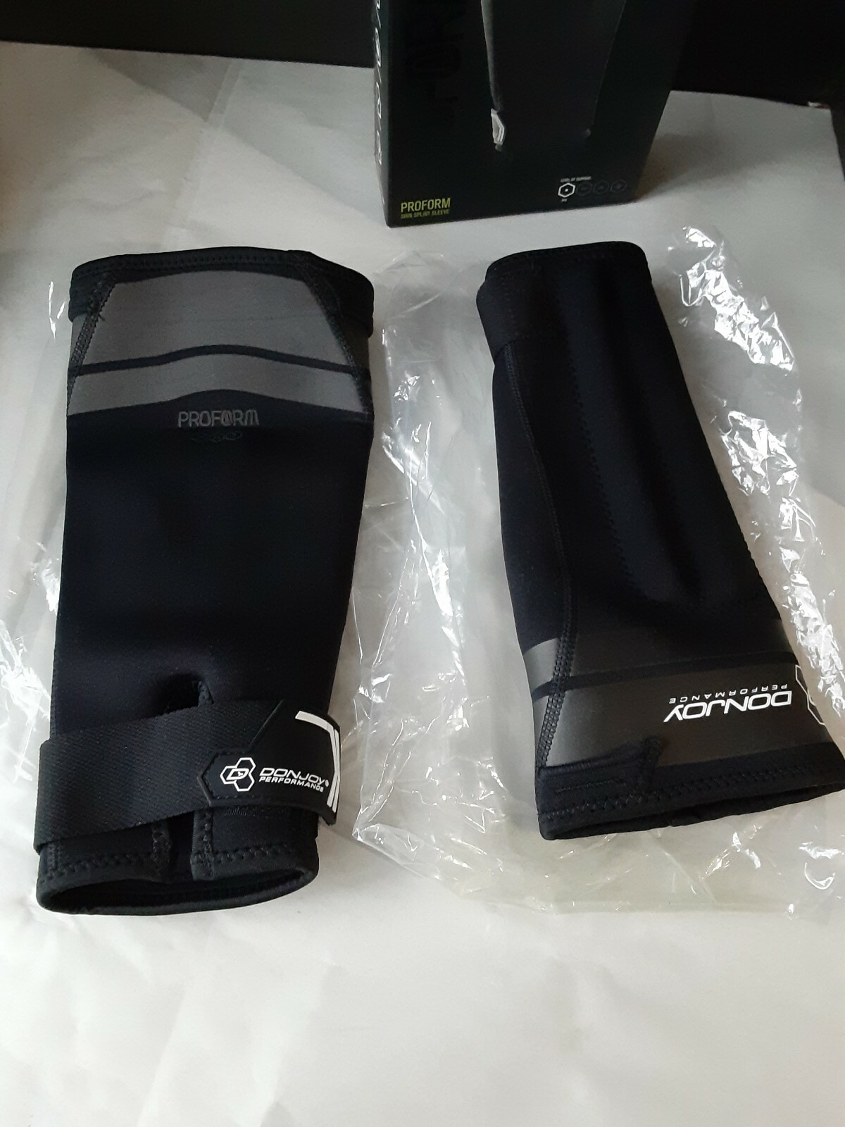 DonJoy Performance Proform Shin Splint Sleeve Various Sizes Small/Medium
