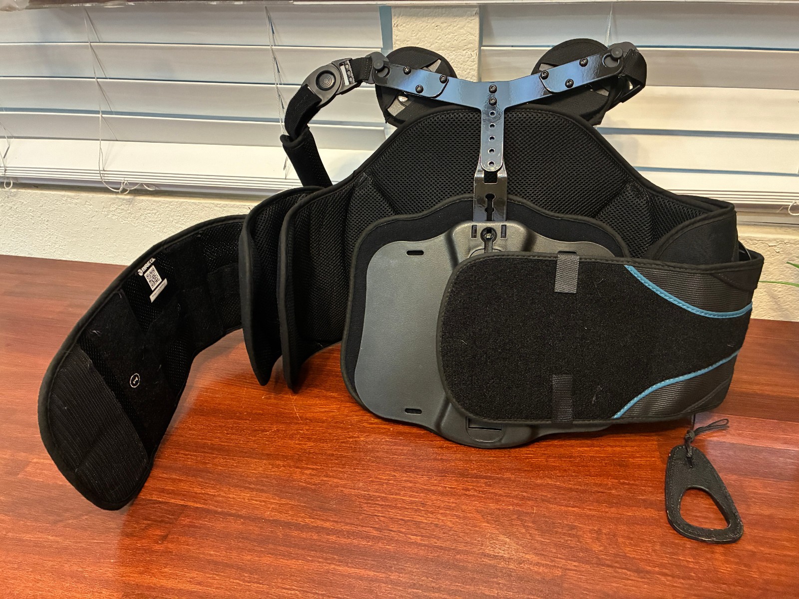 Breg Pinnacle TLSO 464 Back Brace Spinal Orthosis Adjustable 85% New