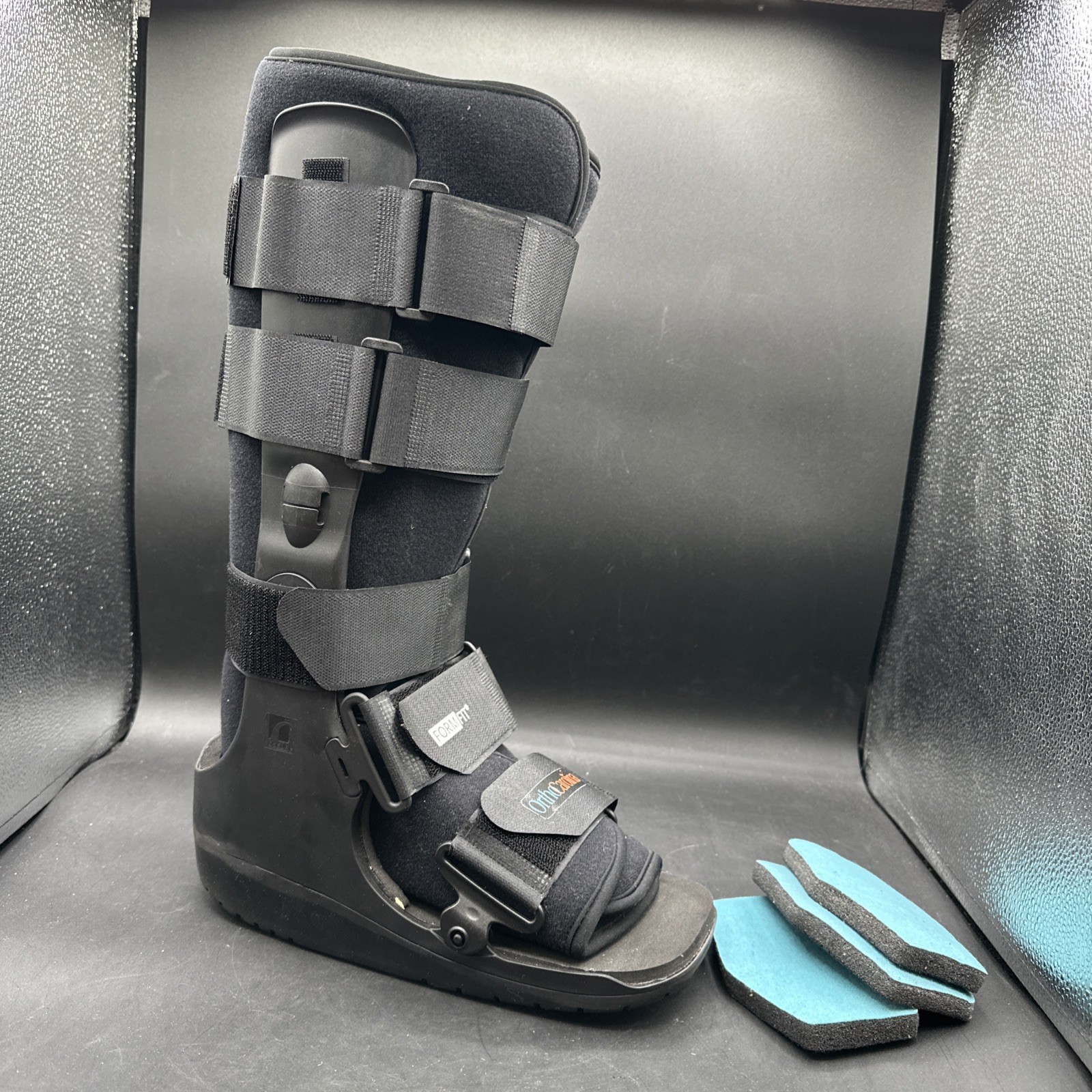 OSSUR W0600BLK Equalizer Walker Medium Walking Boot Black M 7.5-10.5 W 8.5-11.5