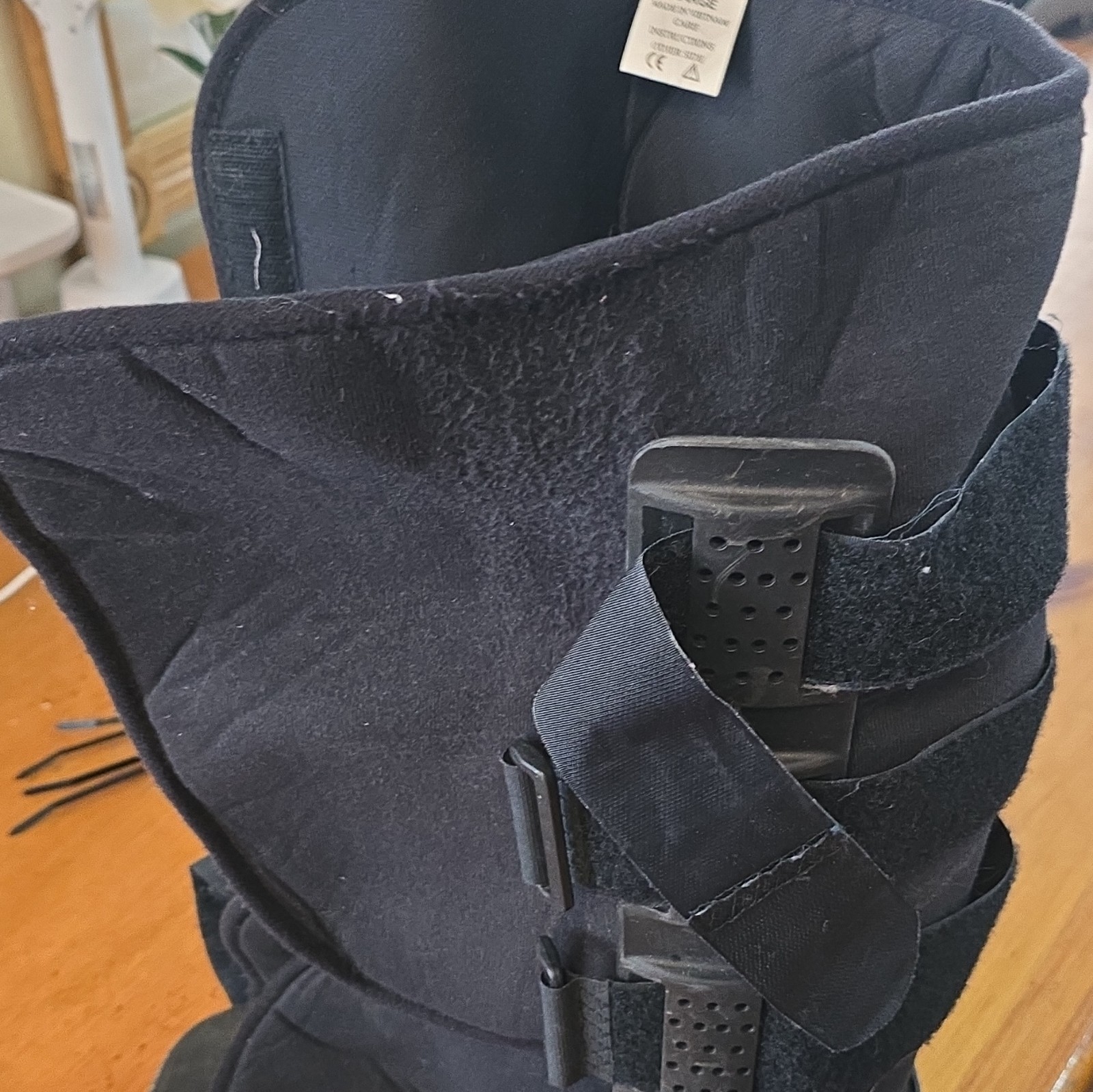 DeRoyal Walking Boot Brace Size Large Black Tracker Ex Cam Walker Fracture Boot