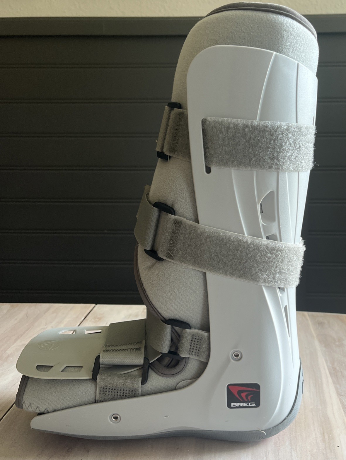 Breg Genesis Mid-Calf Full Shell Walking Boot, Orthopedic Walker Boot SMALL