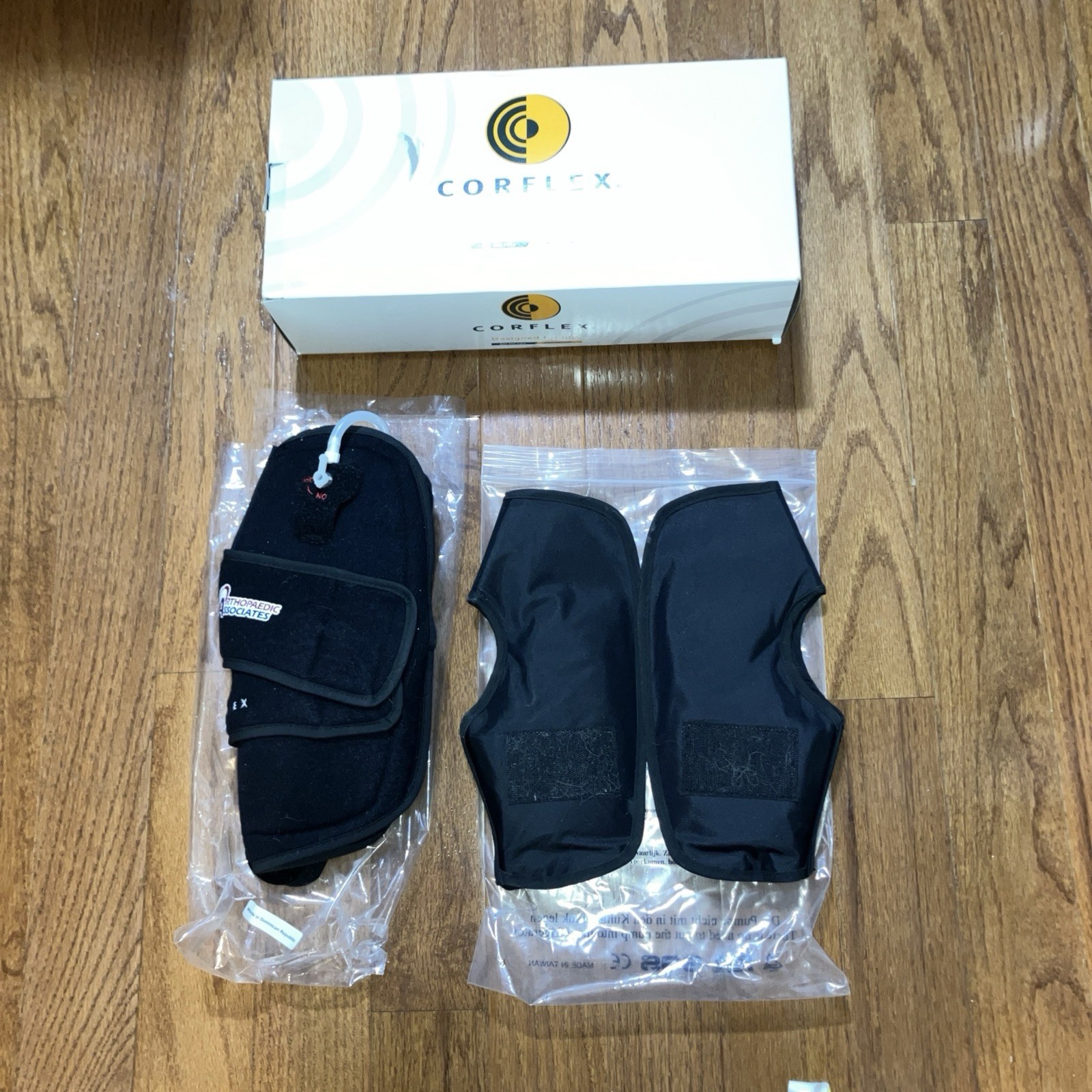 Core Flex Cryo Pneumatic Hinged Knee Orthosis With Gel Pads