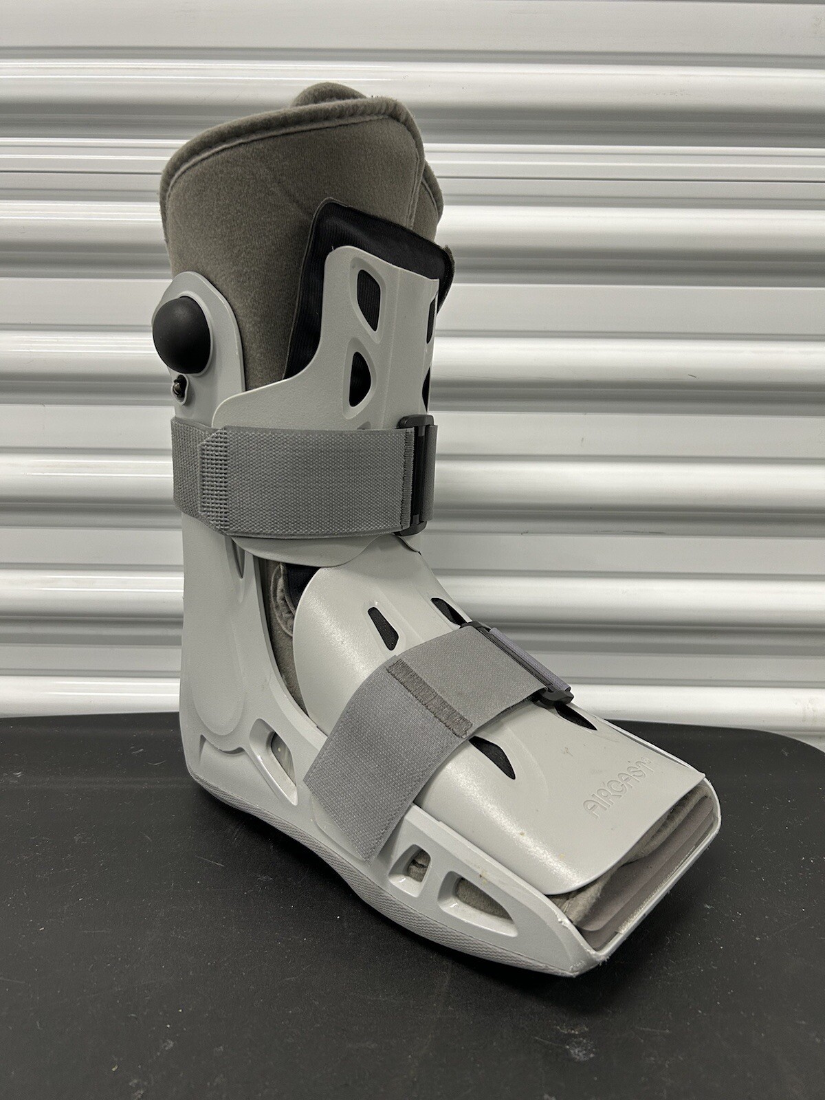 Aircast AirSelect Short Walking Boot / Brace Perfect For Men Or Women Size Large