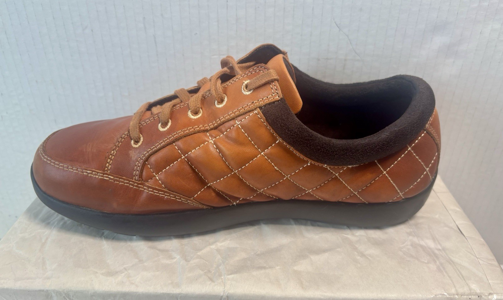 Anodyne Brown Leather Quilted Lace Up Sneakers Casual Round Toe Solid US 8W