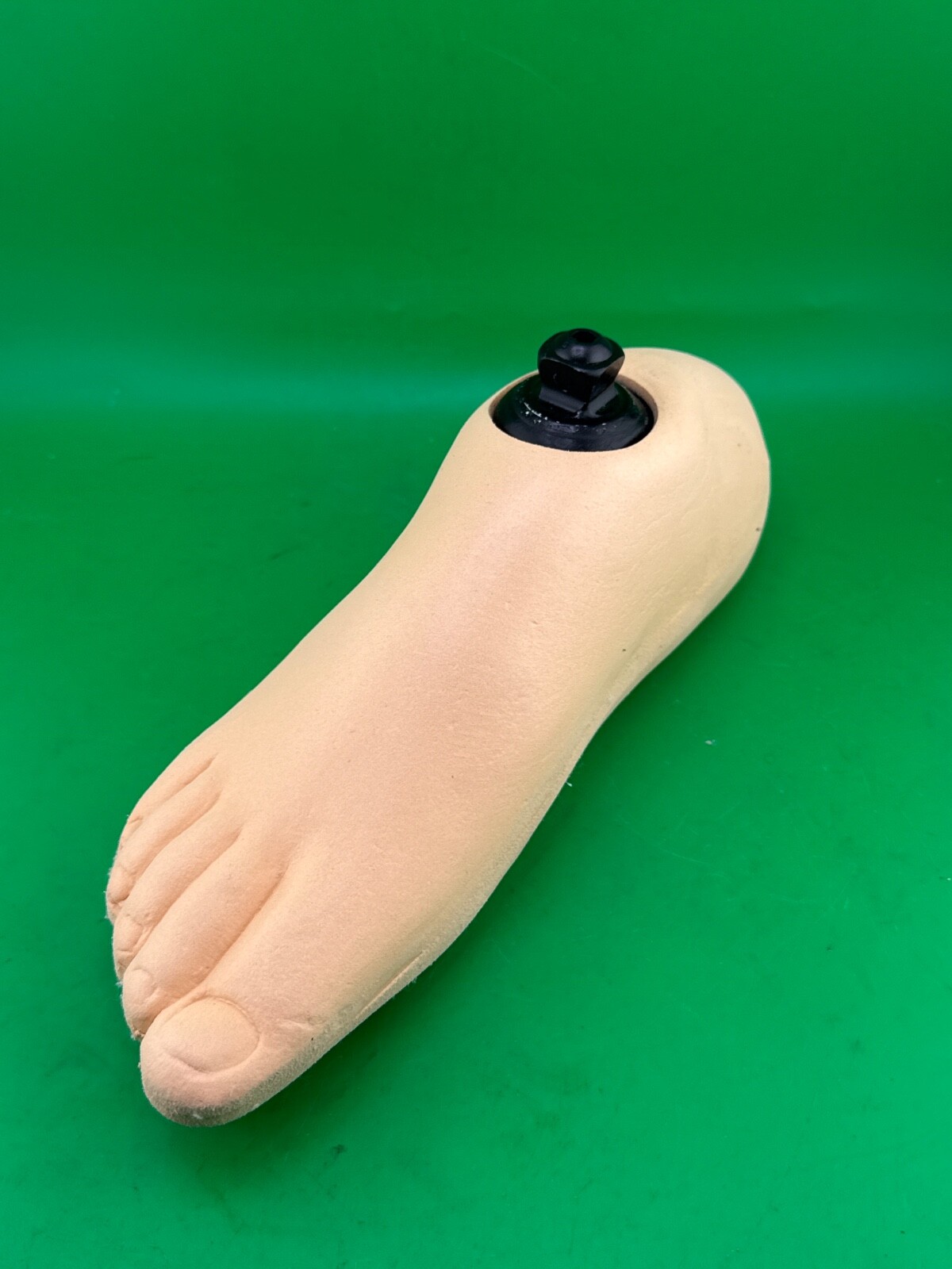Dycor flexible keel single axis multi axis prosthetic foot. Size 24. Right