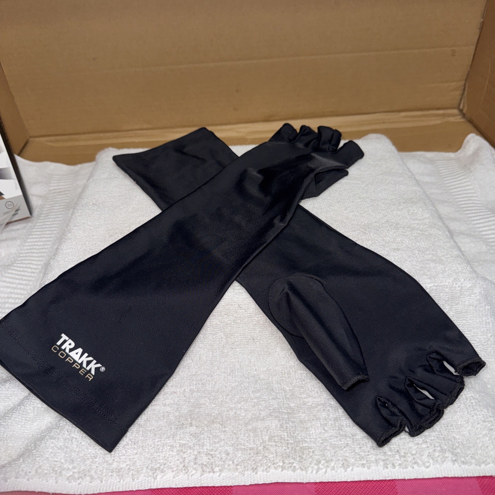 Trakk Copper Long Arthritis Gloves