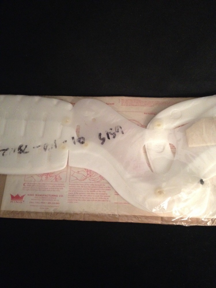 NEW KING Universal Size Cervical Support Collar NSN 6515-01-150-7842