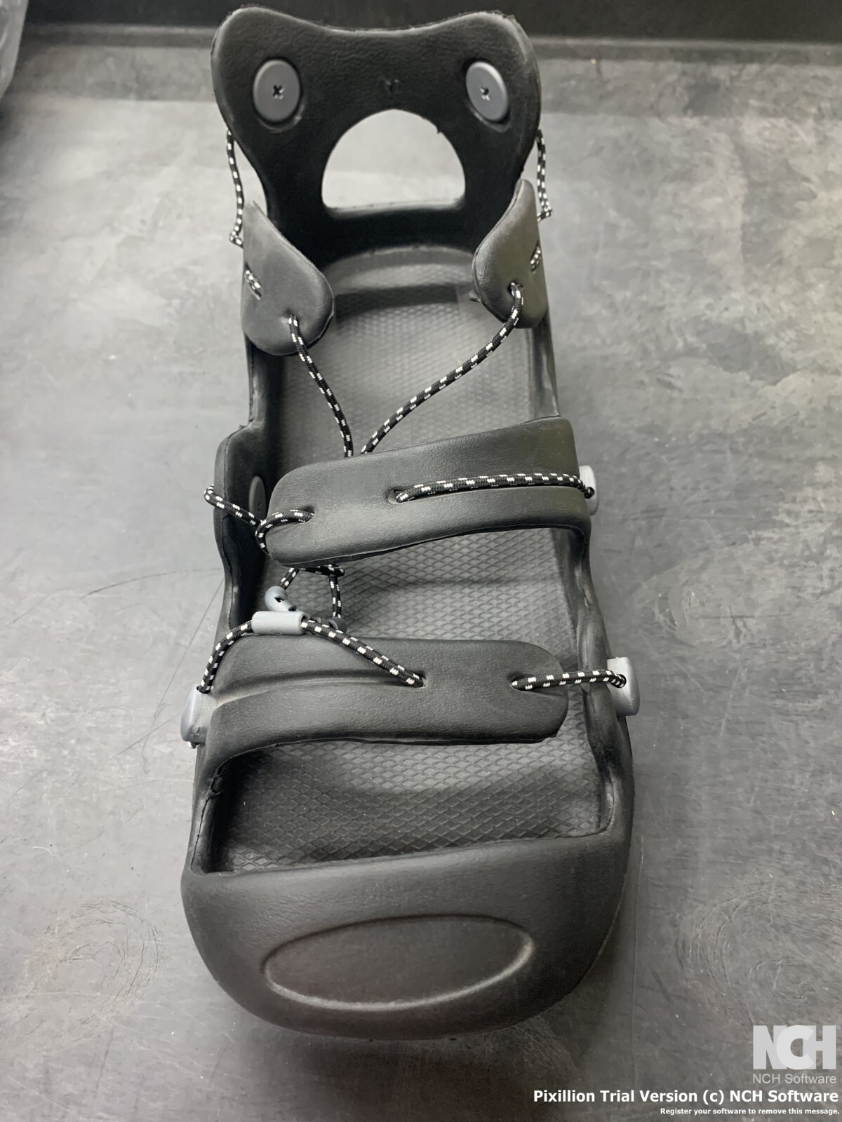 BACS2 – Darco Body Armor Cast Shoe Medium