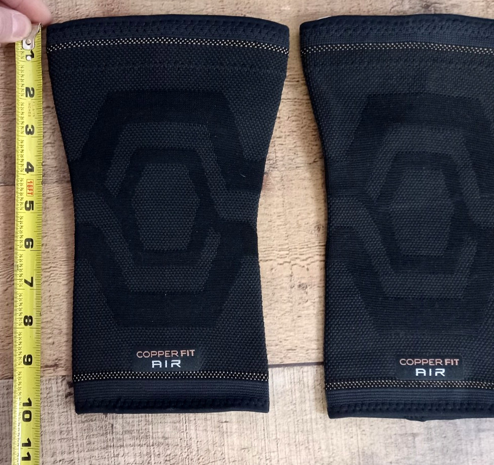 2 PACK – Copper Fit Elite Air Compression Knee Sleeve AIRFLOW, Size S/M 12″-16″