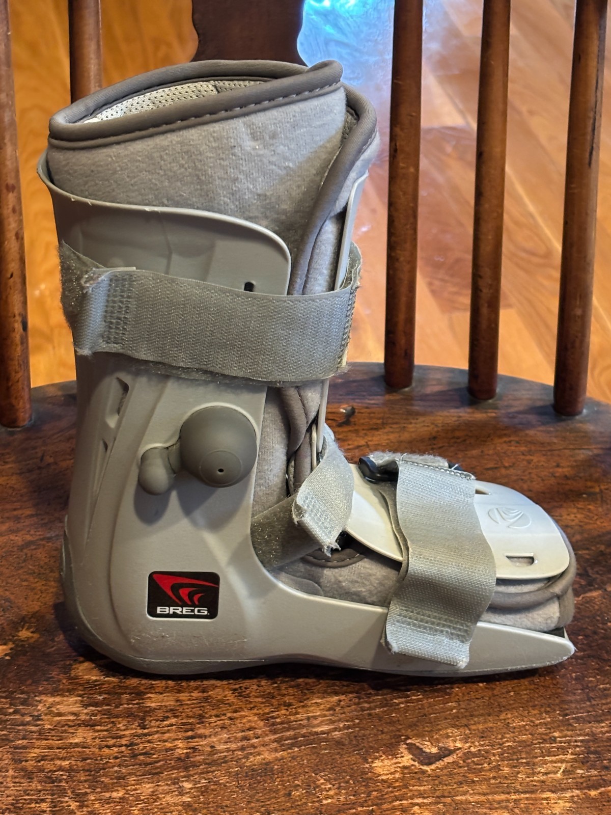Breg Genesis Full Shell Walker Extra Small XS Ankle Foot Boot Pump Brace