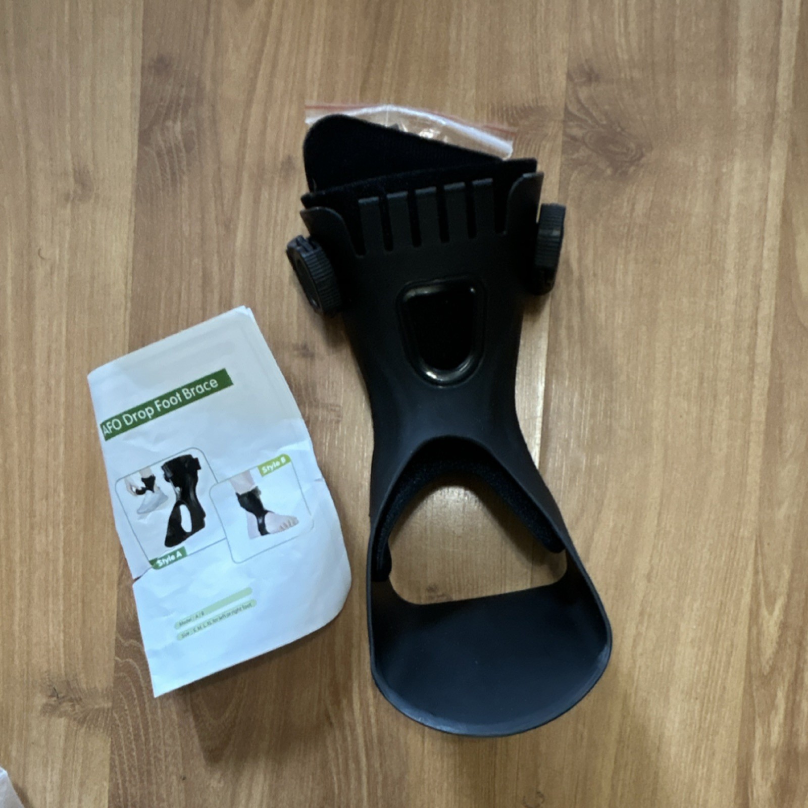 Adjustable Plastic Ankle-Foot Brace for Immobilization Black Size L