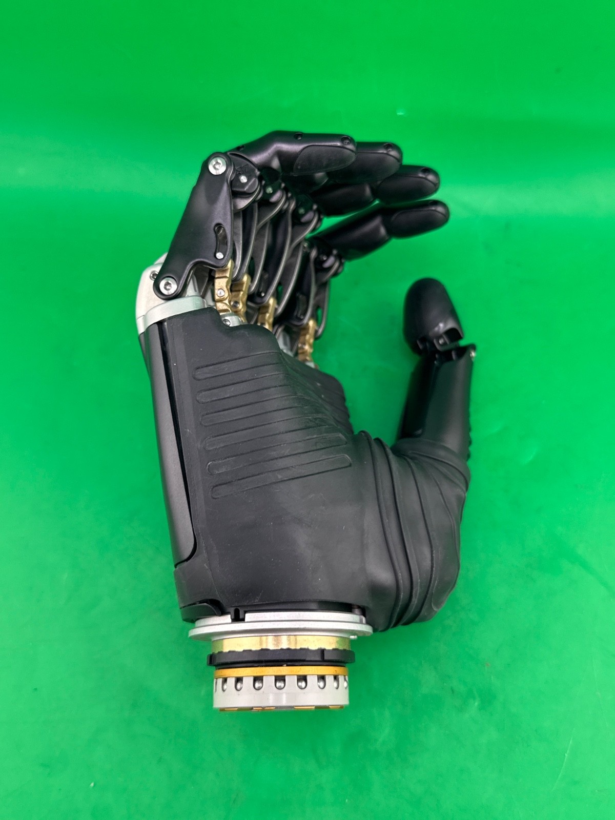 Ottobock Otto bock EQD bebionic 8e70=R-M prosthetic hand. New. Right. Size med.