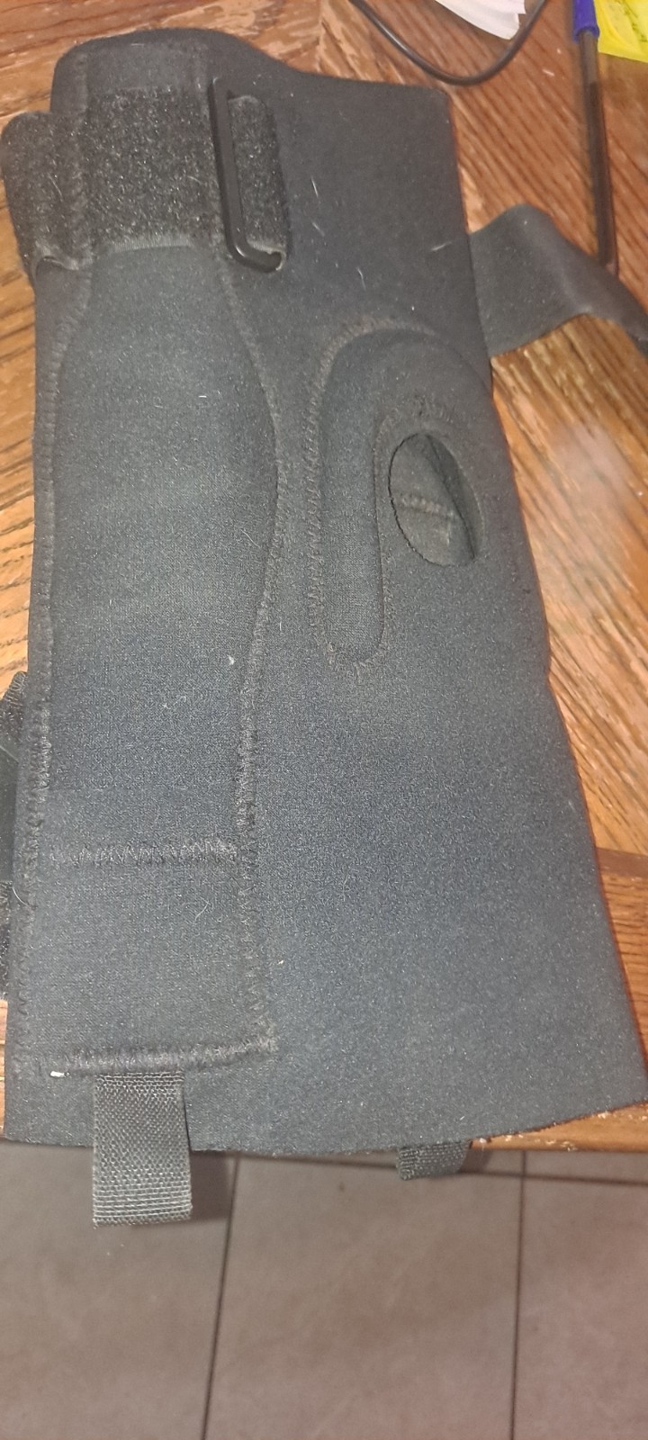 TOPS Size Large Knee Brace