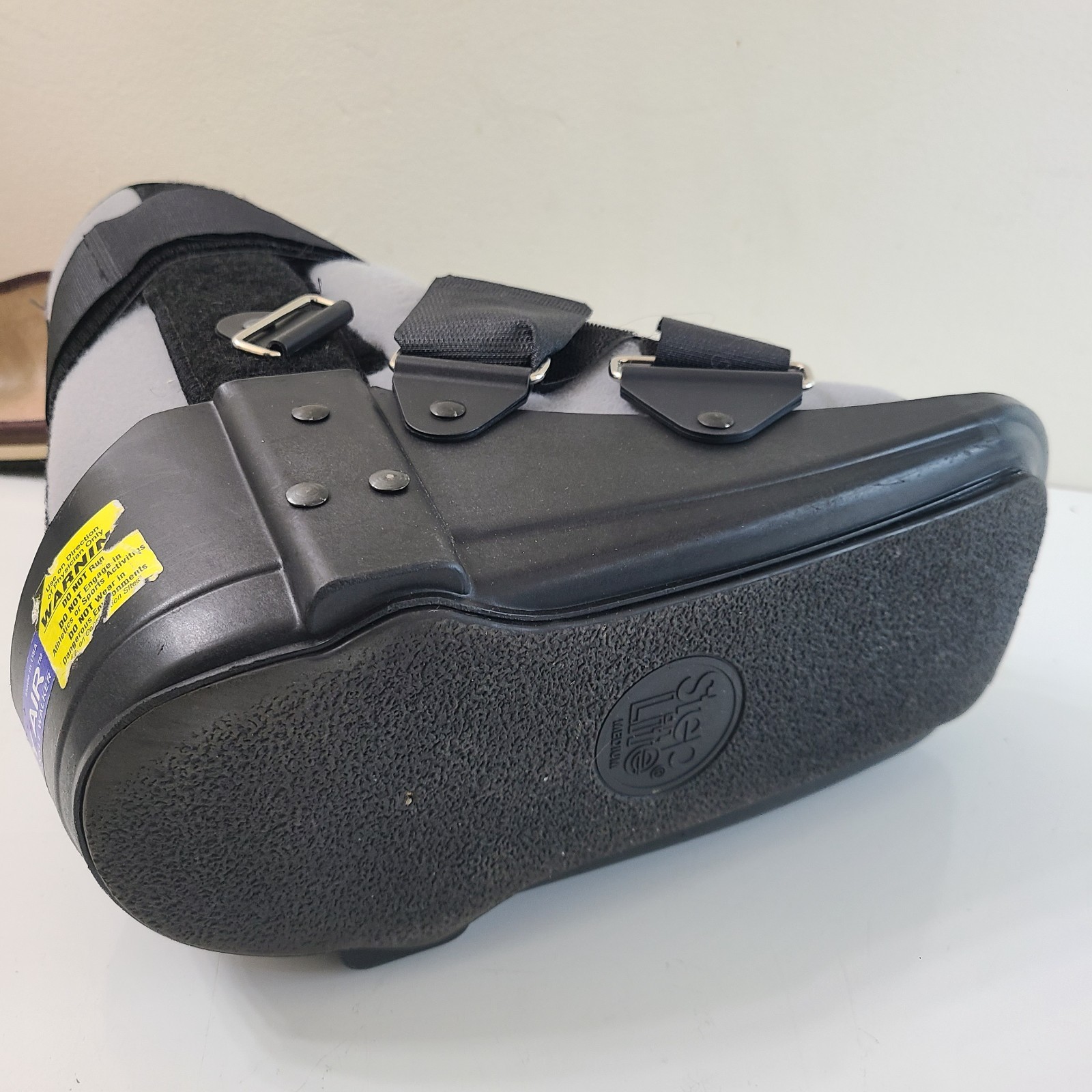 Steplite Easy Air Pneumatic Ankle Walker Brace & Post-Op Shoe Black Beige Medium