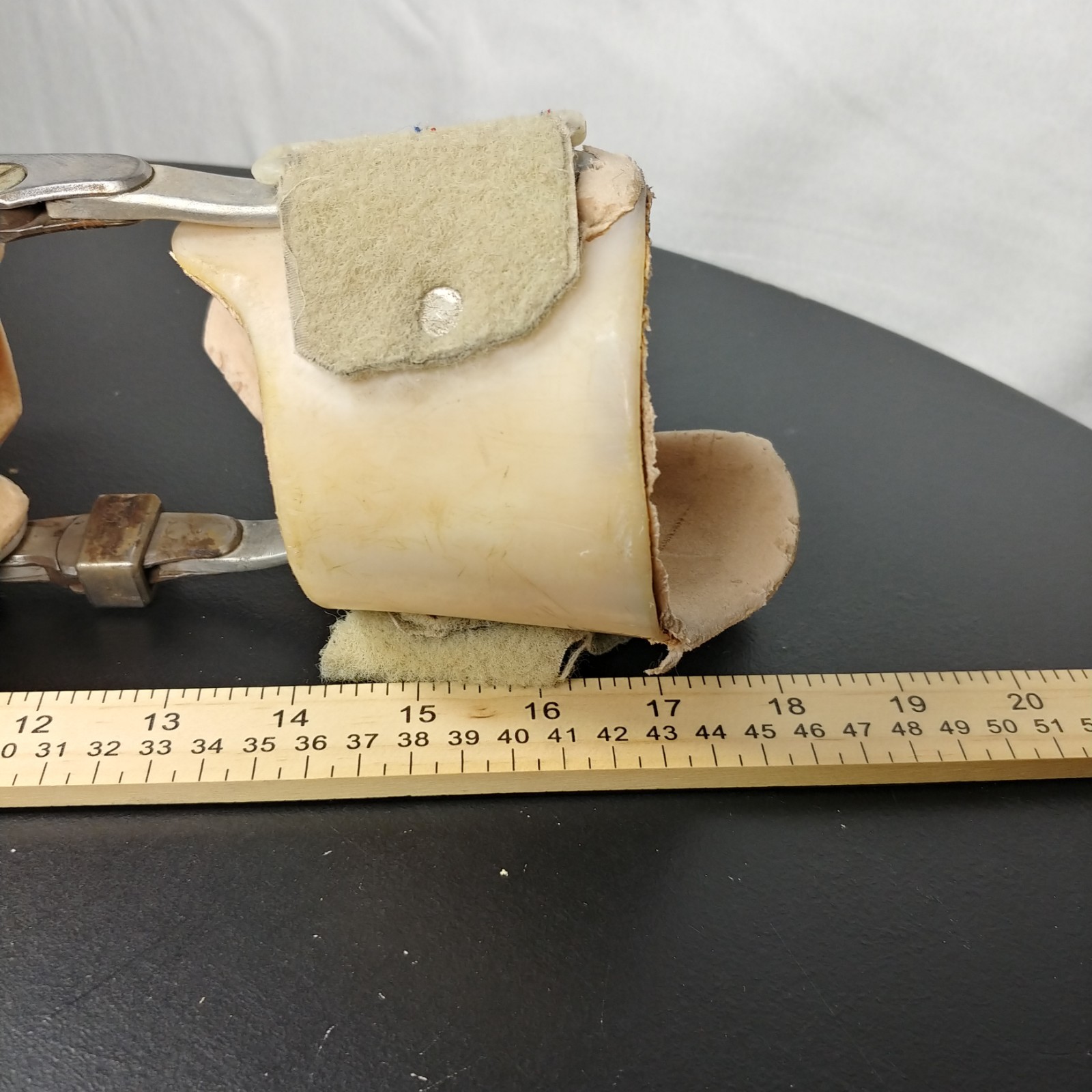 Childs Metal Right Leg Brace Orthotics for Stabilization Immobilization 80’s VTG