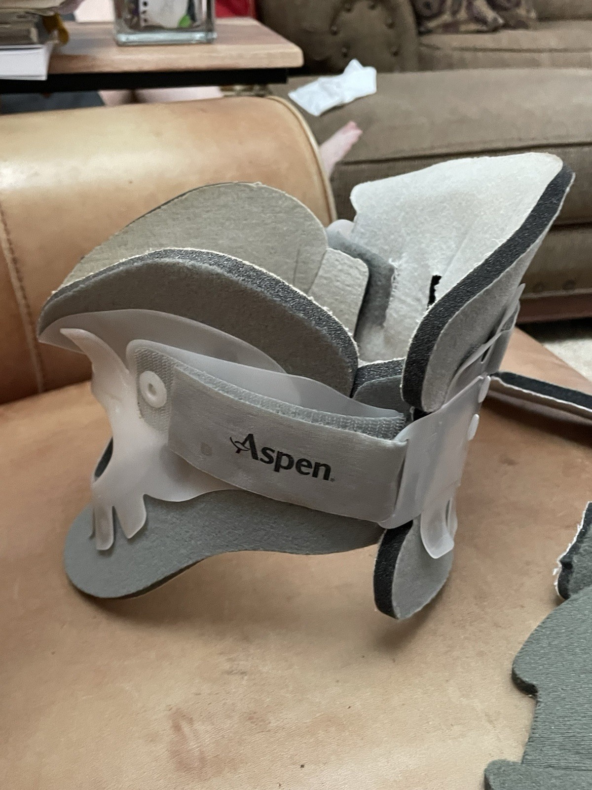 Aspen Cervical Collar Regular 3″ Adult 983110 Used Clean w Extra Padding