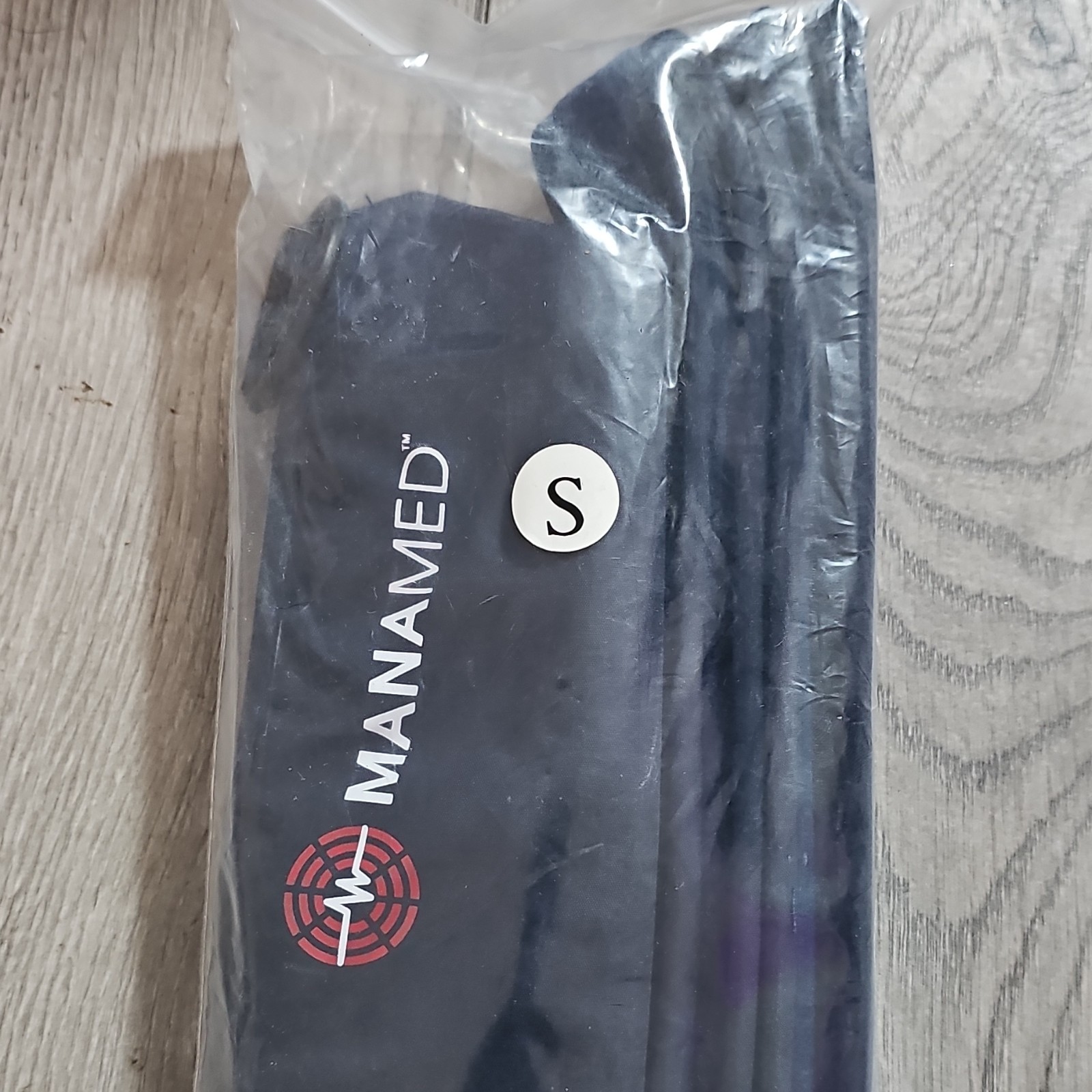 Manamed EZ Sling Shoulder/Arm Immobilizer Sling Black Size S EZSL01