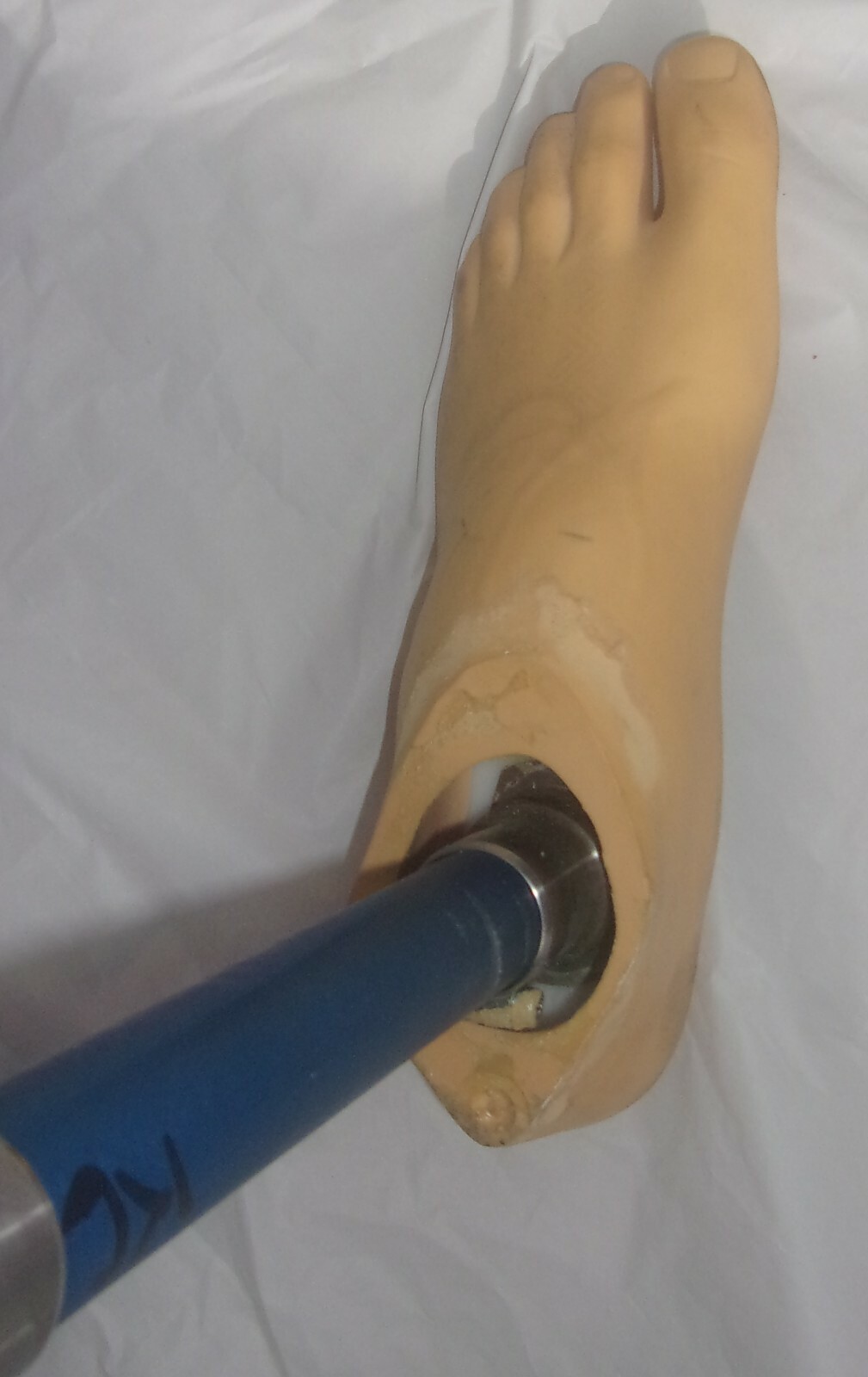 PROSTHETIC LEG 2T20 MEDEX TITANIUM JOINT & OSSUR PART IN VERY GOOD CONDITION