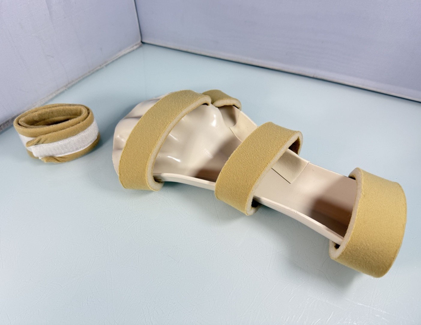 Hard ABS Custom Thermoplastic LEFT Hand Wrist Joint Fingers Immobilization Brace