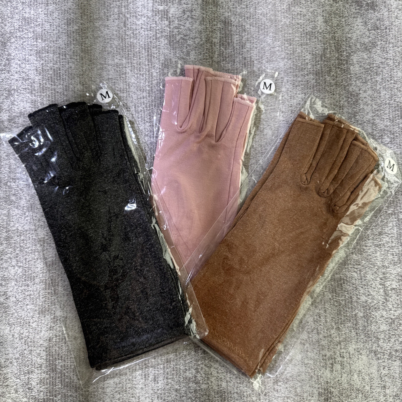 Arthritis Muscle Pain Carpel Tunnel Compression Glove Size med (3 pair)