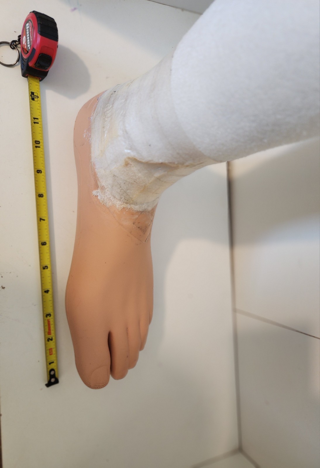 Prosthetic Leg w/ Carbon Fiber Socket & Artificial Foot, Beige Cover 24 in