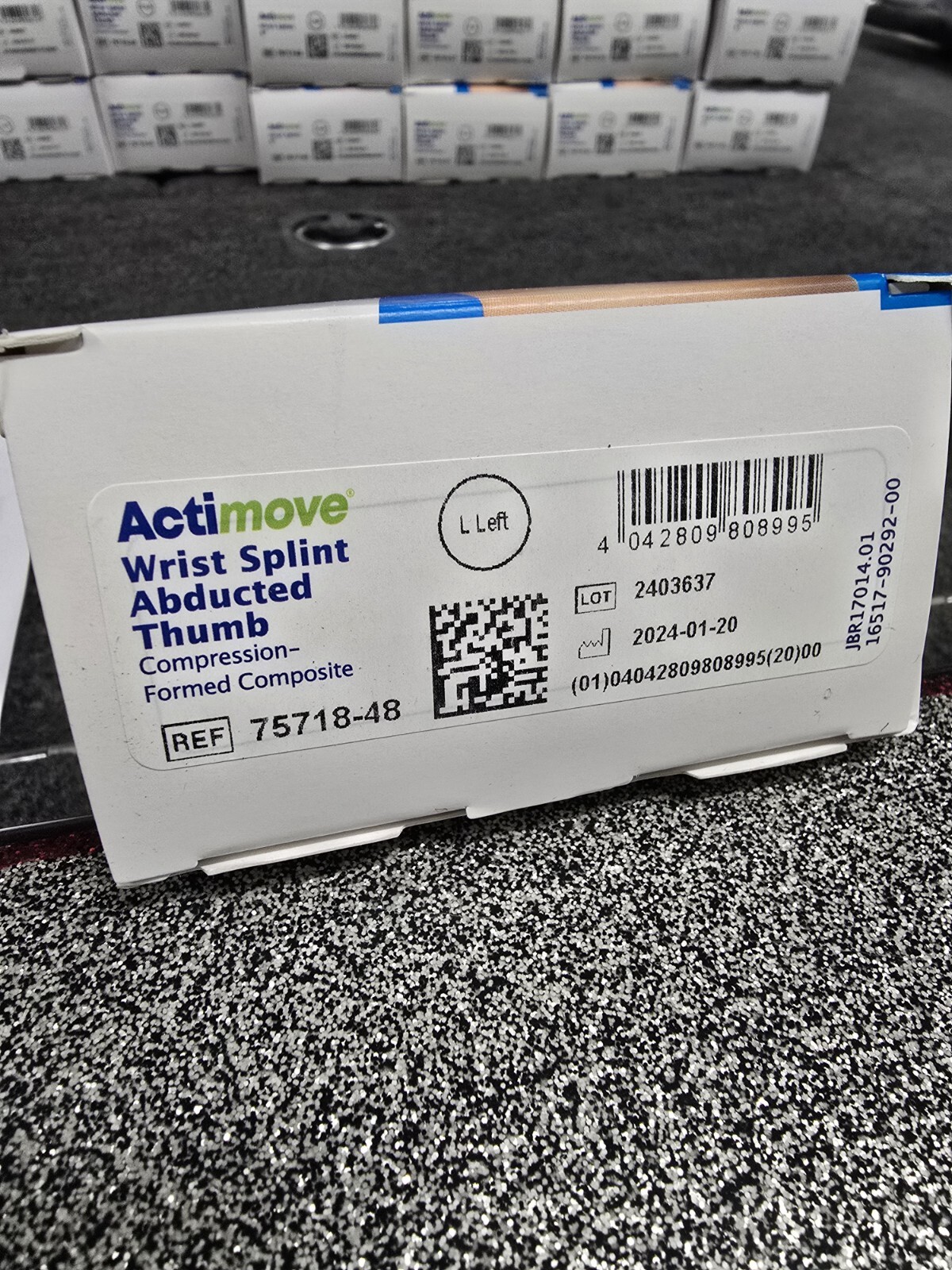ACTIMOVE PROFESSIONAL LINE WRIST SPLINT 8 INCH, LEFT HAND, LARGE, BLACK, NEW