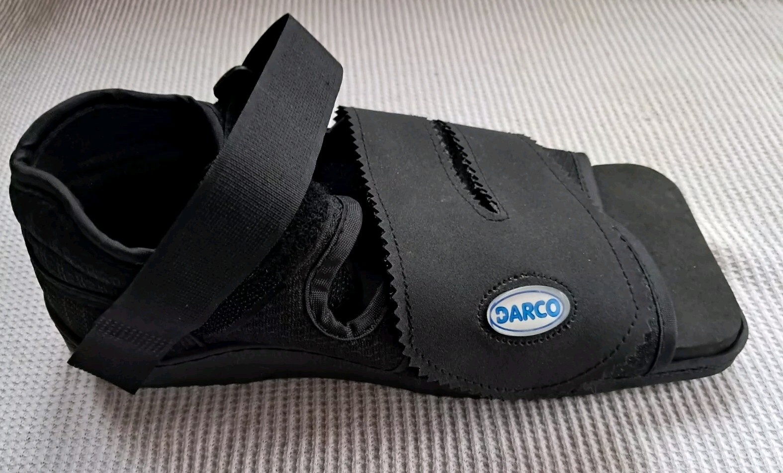 DARCO MedSurg Black Post-Op Shoe Women’s MEDIUM
