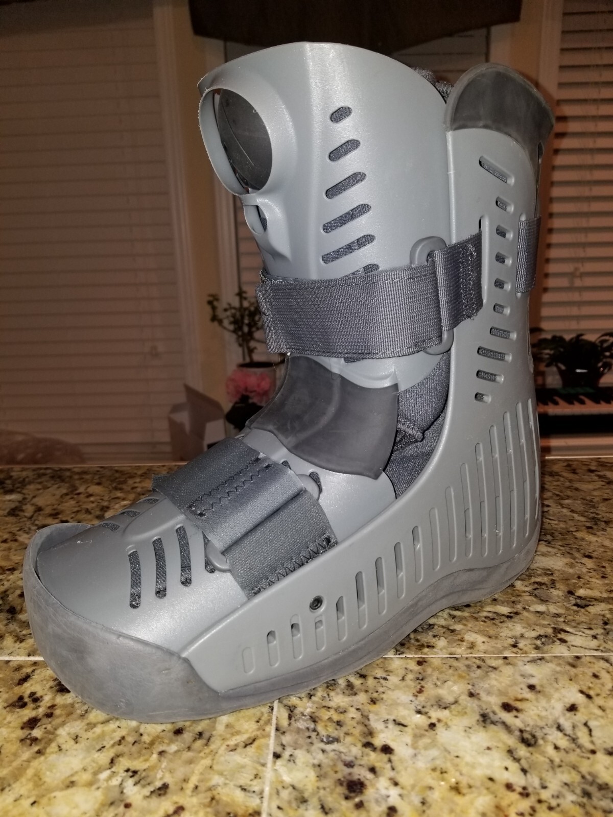 Ossur Air Walker Rebound Size Large L Boot