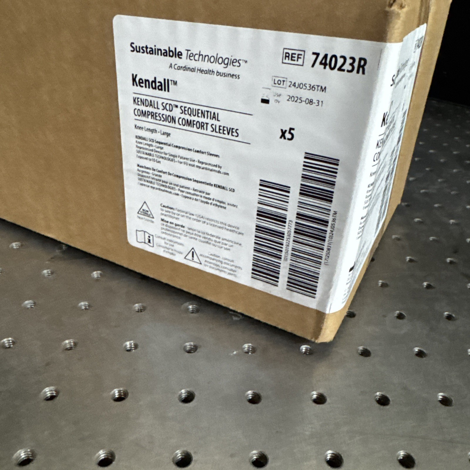 KENDALL SCD Sequential Compression Comfort Sleeves Knee Large 74023R Box Of 5
