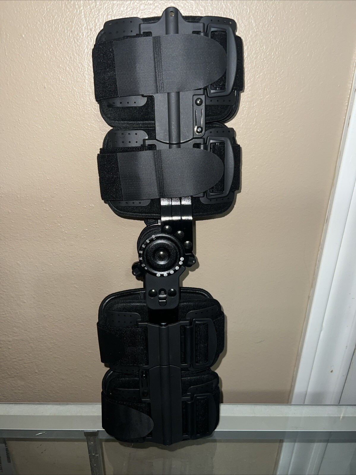 Range Of Motion Post-Op ROM Unloader Adjustable Knee Brace Protection. Neenca.