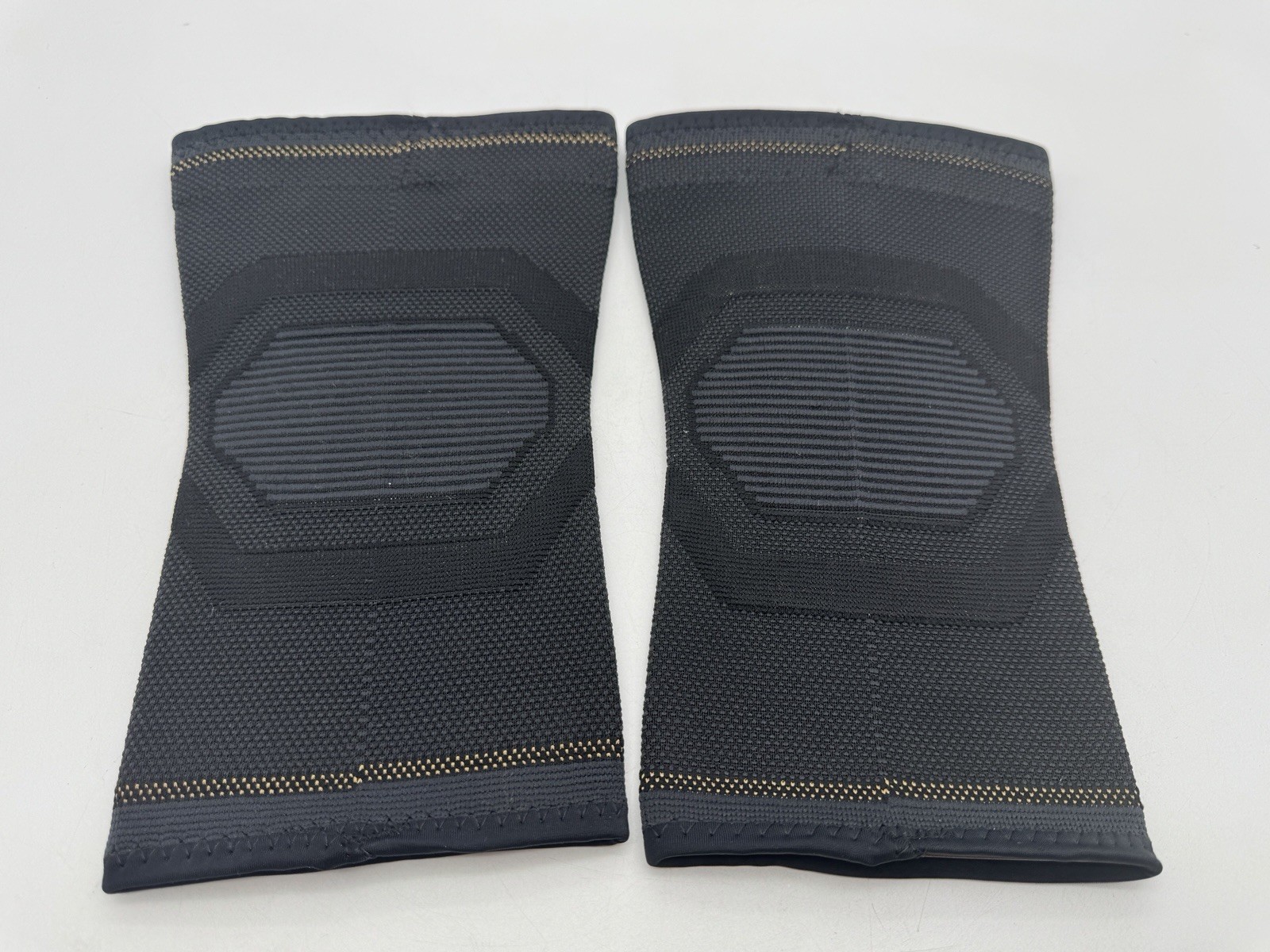 1 Pair Copper Fit Elite Air Compression Knee Sleeve Black S/M Copper Infused