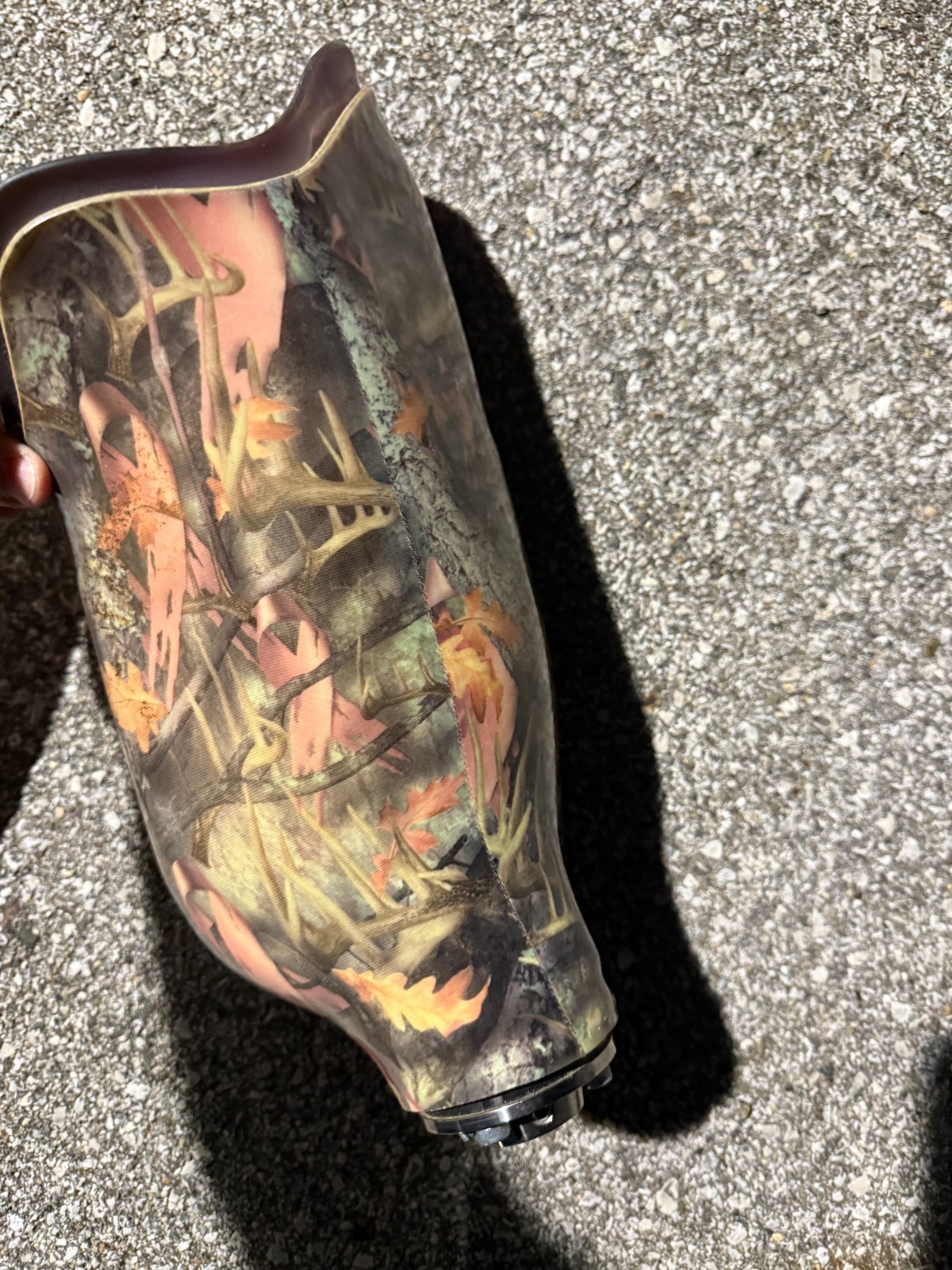Camo Prosthetic Socket w/ Lyn Valve + 2 Össur Iceross Liners – Display Only