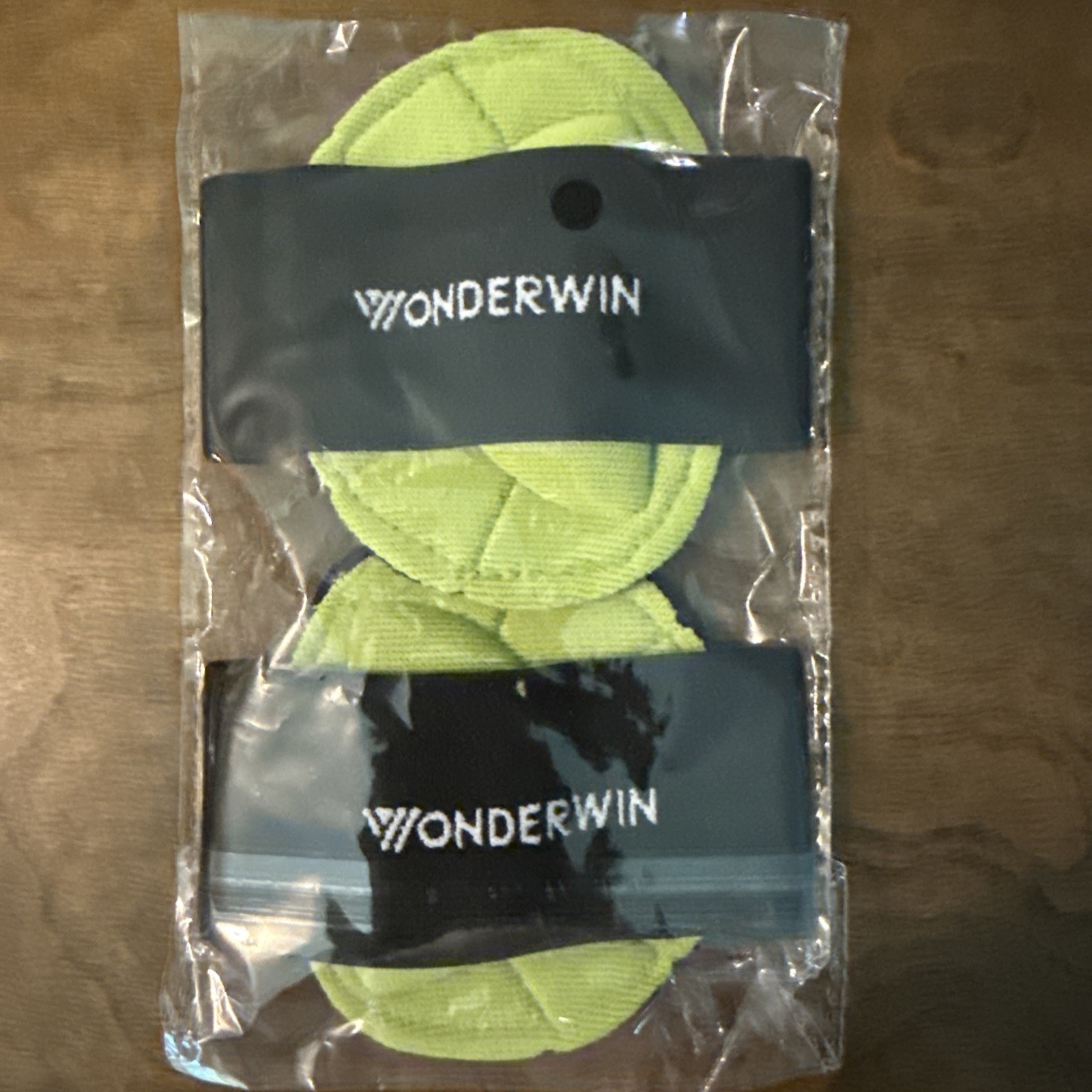 Bundle Of 6 Wonderwin Compression Sleeves, Cushioned Foot Relief Black/Green