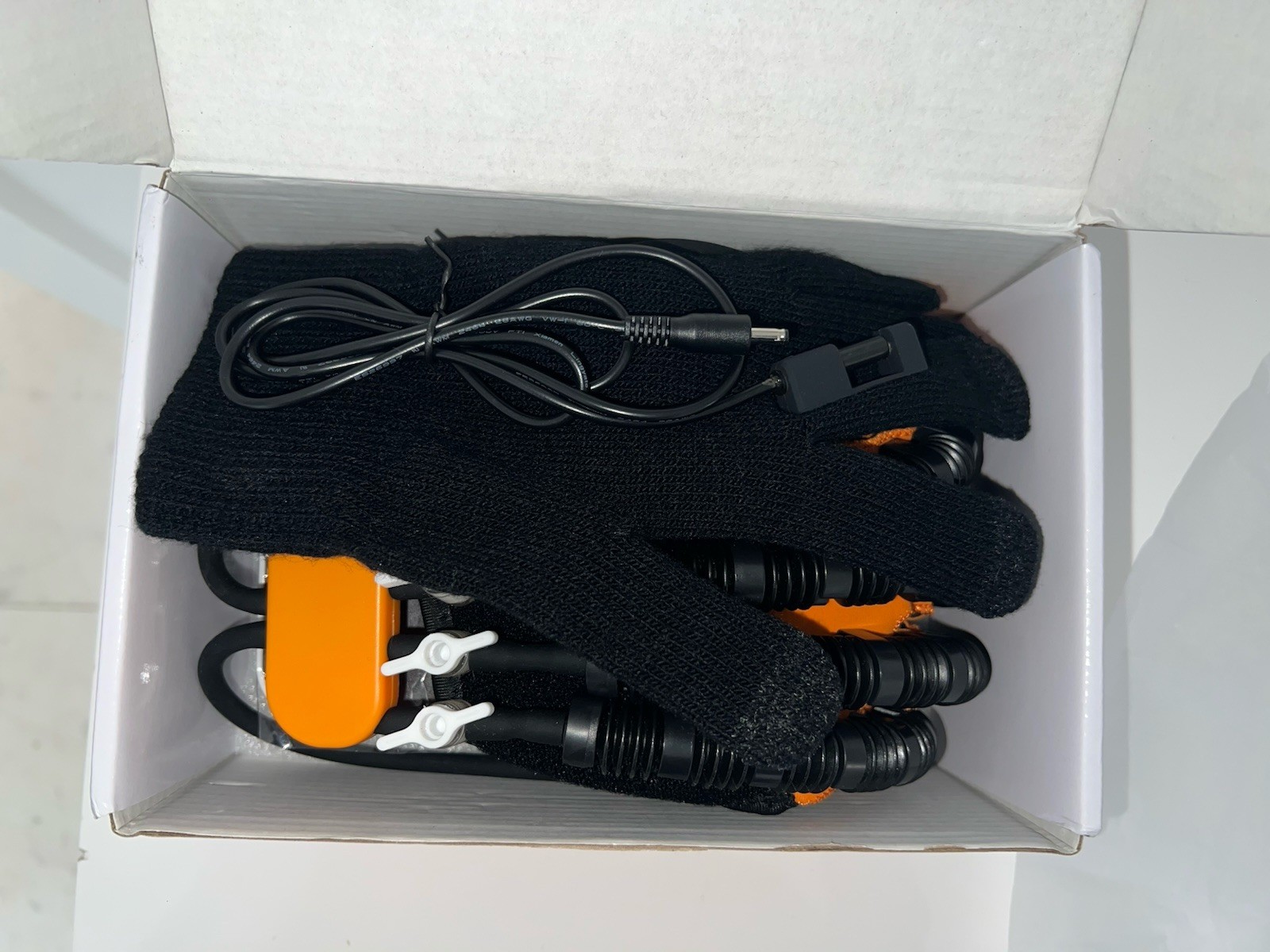 (b20/12)Auto Training Robot Gloves Finger Rehabilitation Left Hand. SMALL