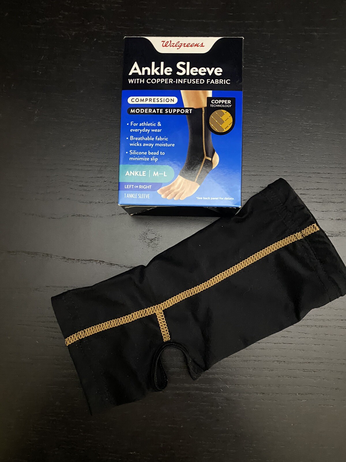 Ankle sleeve with copper-infused fabric – compression moderate support M-L