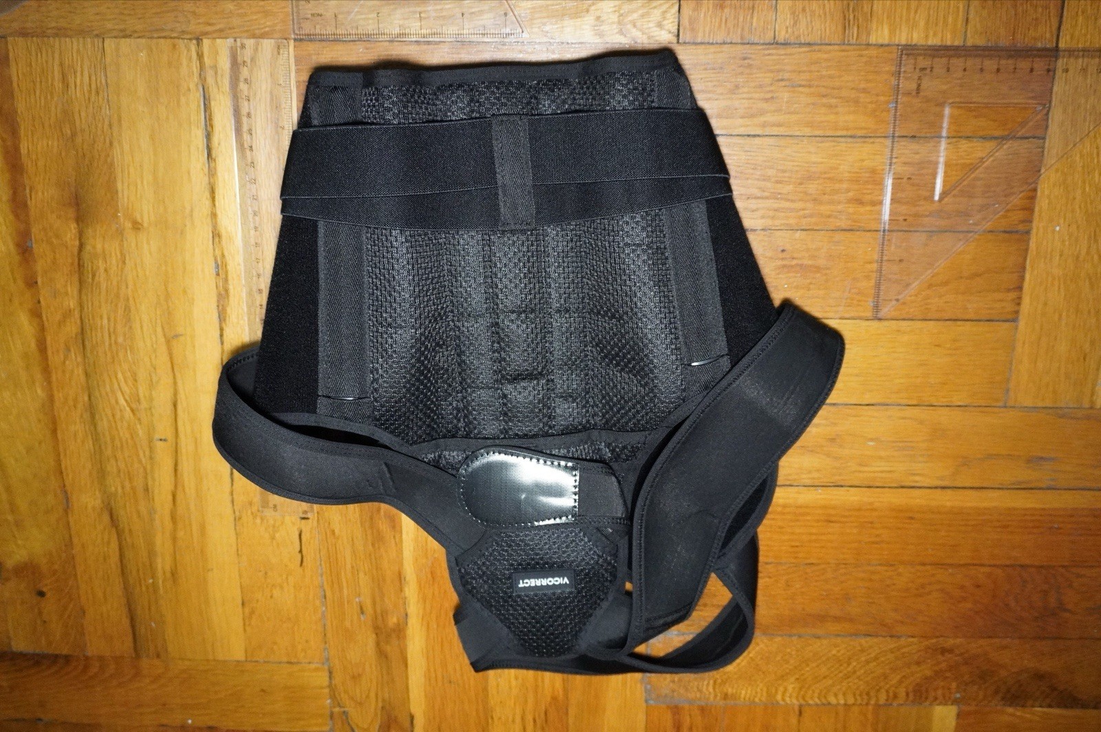 VICORRECT Posture Corrector Back Support Brace Adjustable Straps Medium