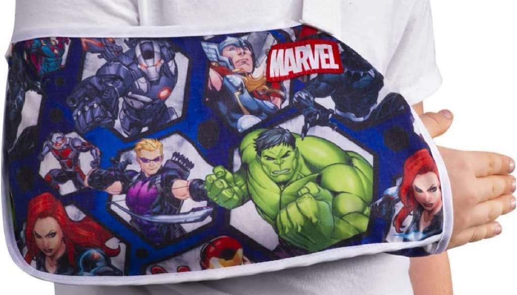 Marvels Avengers Adjustable Arm Sling w/Release Clip YOUTH