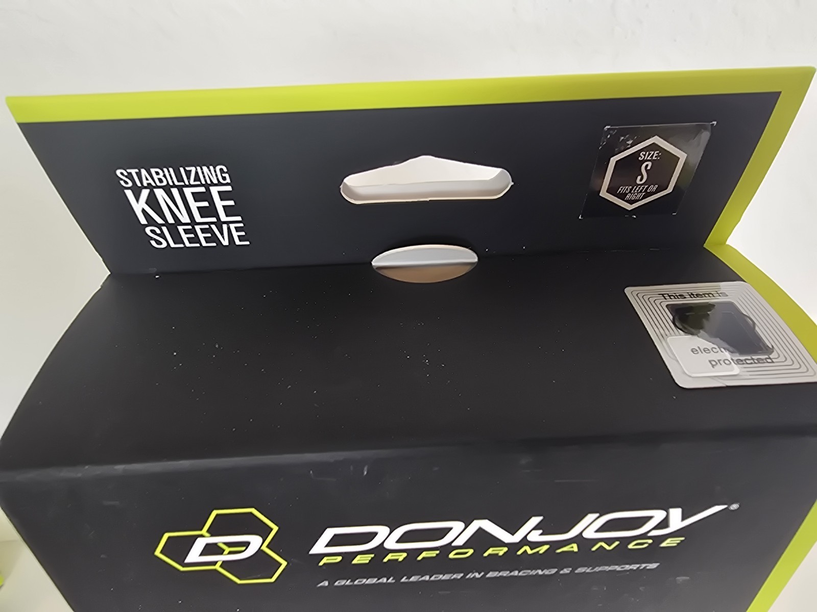 DonJoy Performance Stabilizing Knee Sleeve Neoprene Side Stays Adjustable S