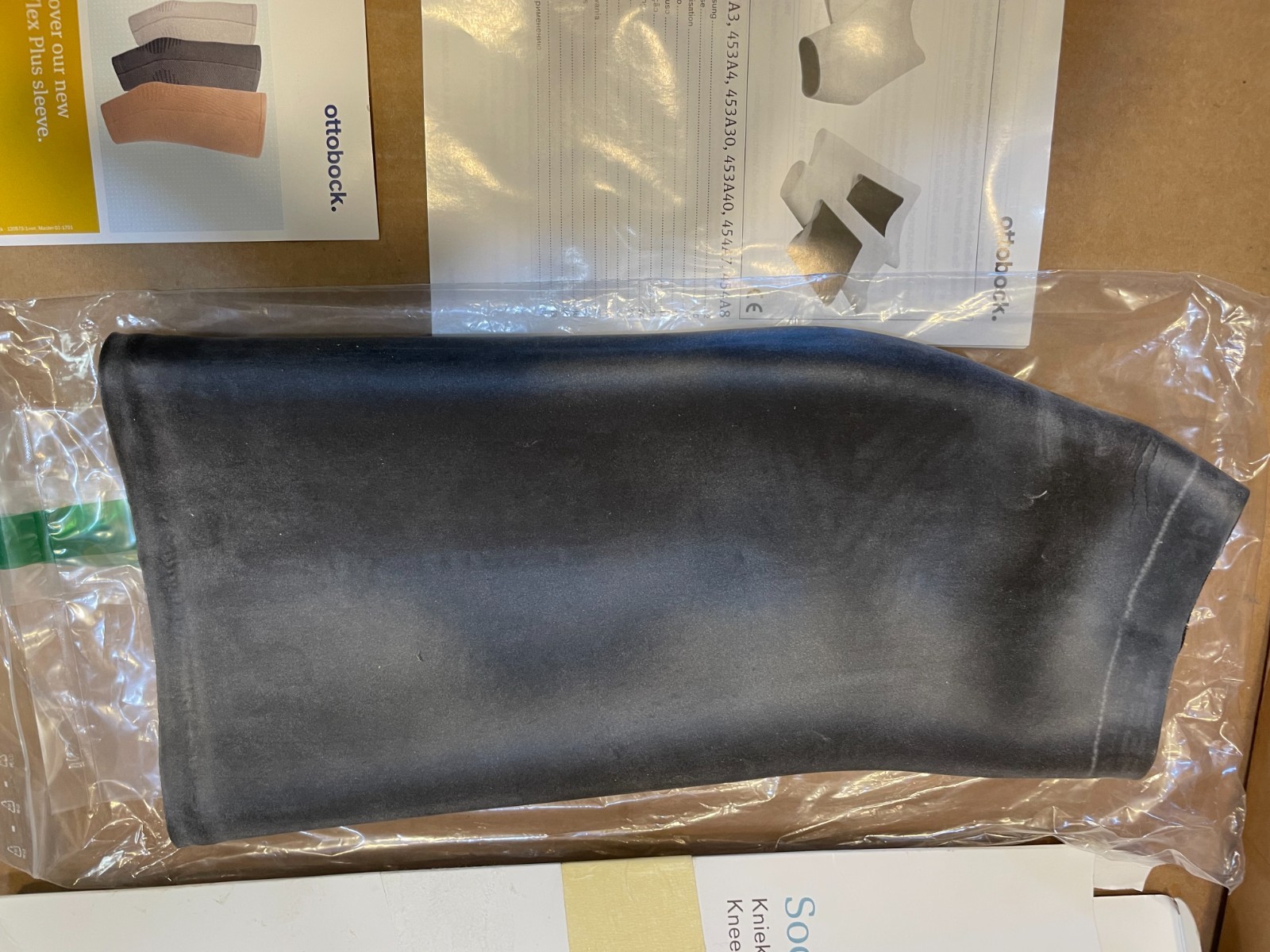 Ottobock Derma ProFlex Knee Sleeve Socket 453A3=2-7 NEW