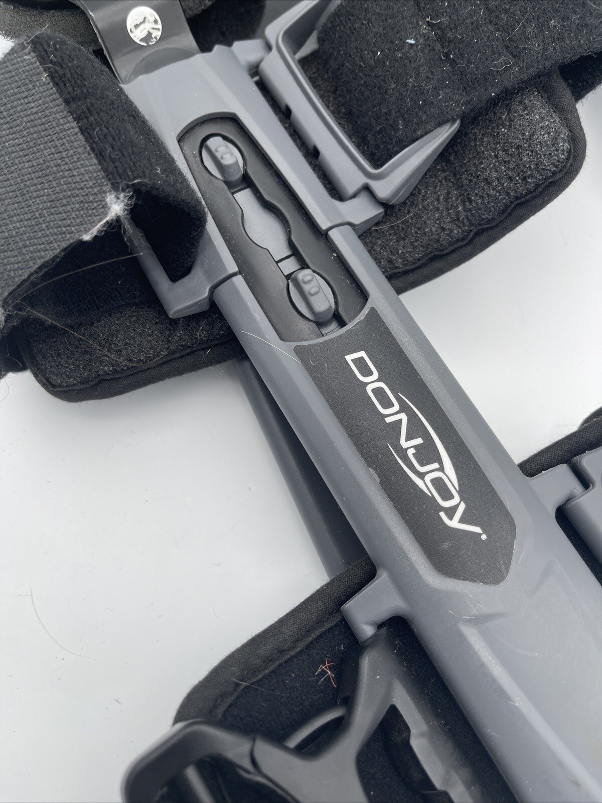 DONJOY X-ROM Post-Op Universal Adjustable Knee Brace Extension Flexion L Or R