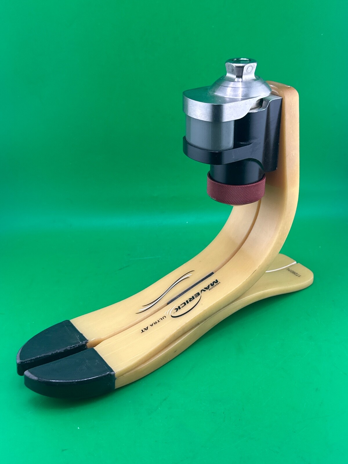 Freedom Maverick shockwave Xtreme prosthetic foot Size 30 Category 9 Excellent