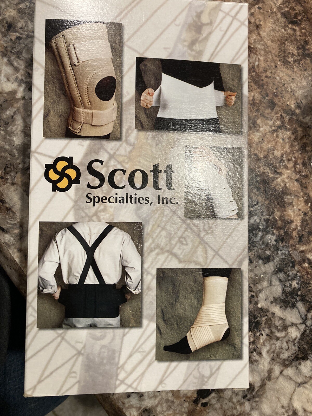 SCOTT Cervical Collar, Soft Foam. 8″-12″, 3025 Natural. Small