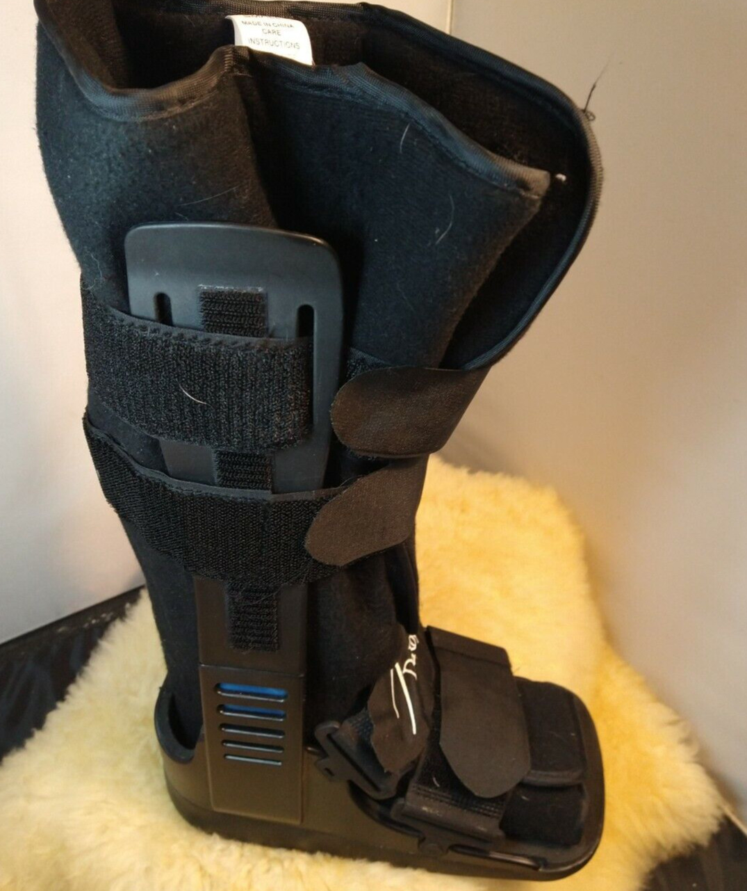 DEROYAL MEDICAL WALKING AIR CAST BOOT LEG ANKLE BRACE w/AIR PUMP SIZE SMALL
