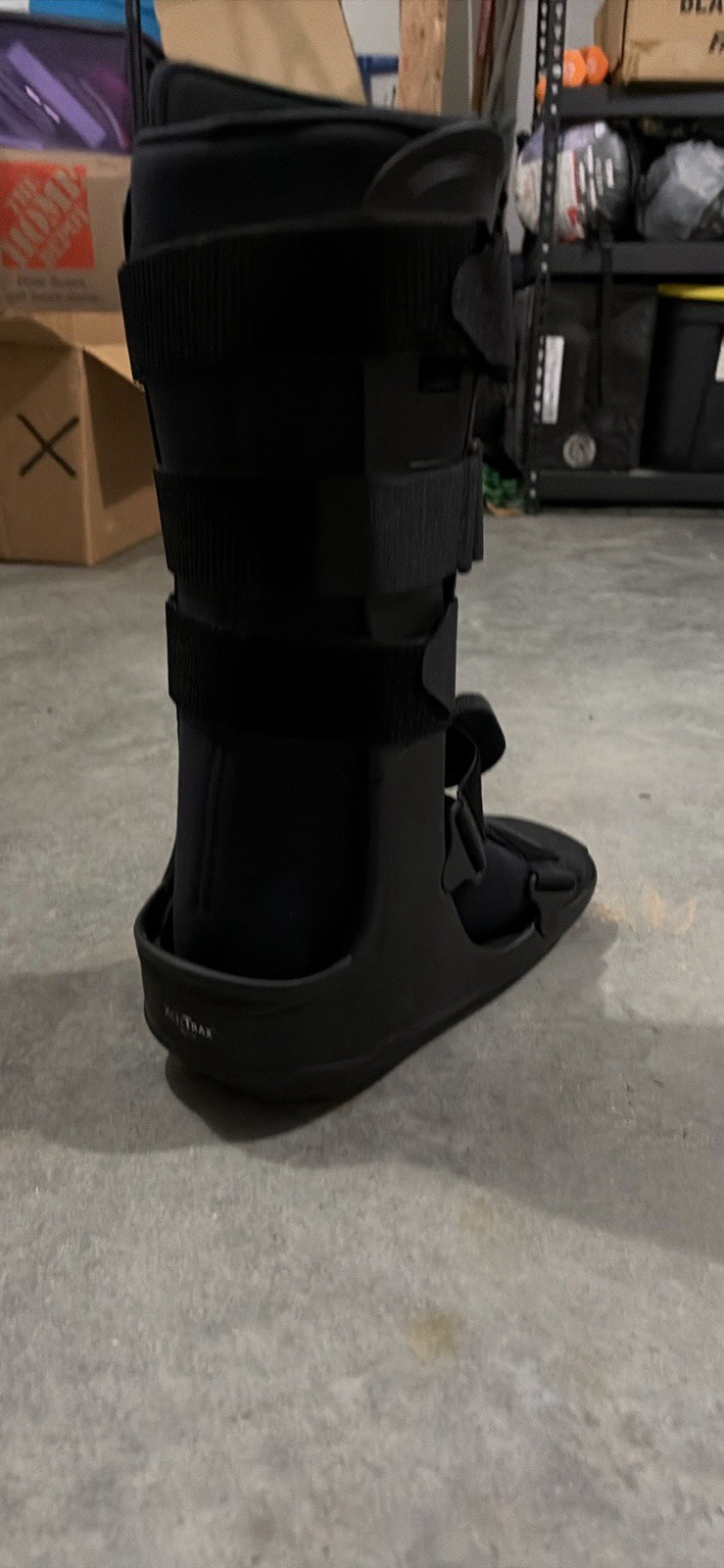 DJO LLC AirTrax Adjustable Walking Boot X-Large Black for Foot Ankle Leg